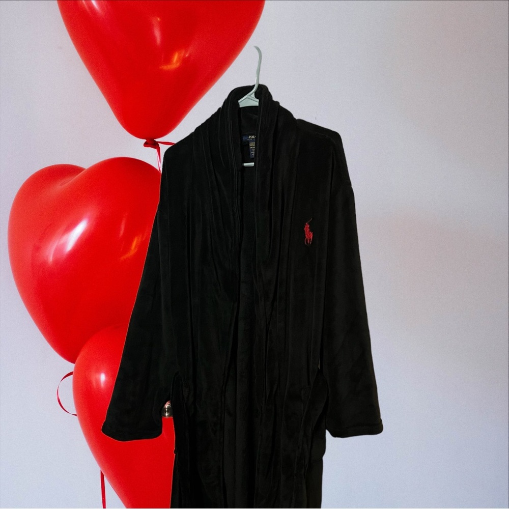 New without tags polo Ralph Lauren plush robe $95 retail!
